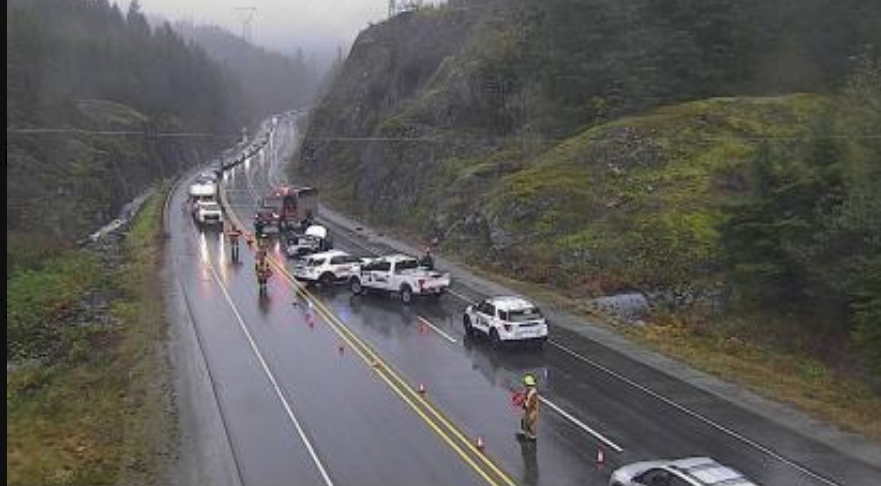 https://www.squamishreporter.com/wp-content/uploads/2024/10/Accident-on-Sea-to-Sky-Highway.png