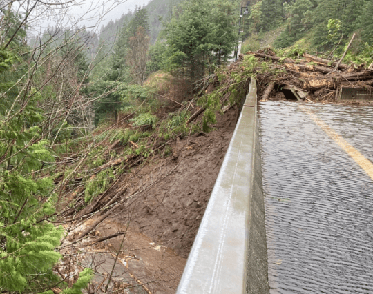 https://www.squamishreporter.com/wp-content/uploads/2024/12/Squamish-Landslide-540x426.png