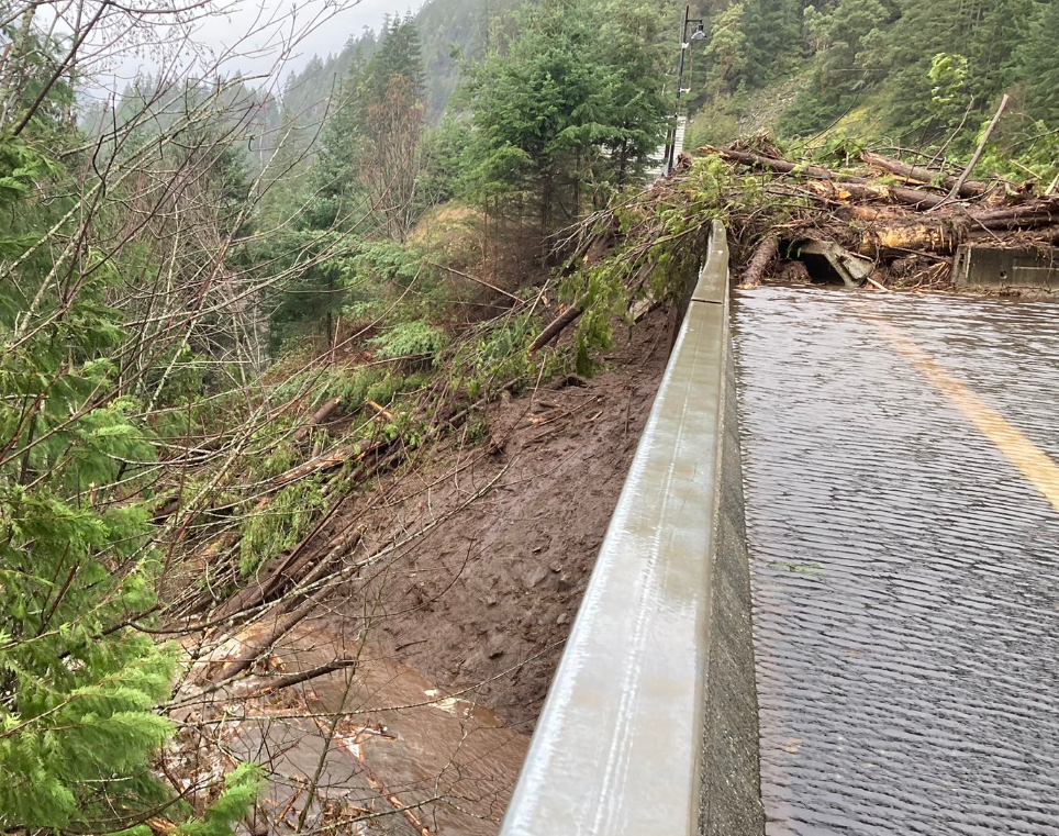 https://www.squamishreporter.com/wp-content/uploads/2024/12/Squamish-Landslide.png